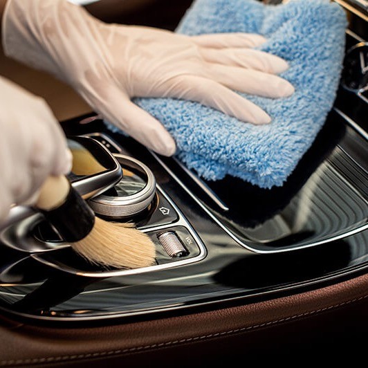 Interior Detail (SEDAN)