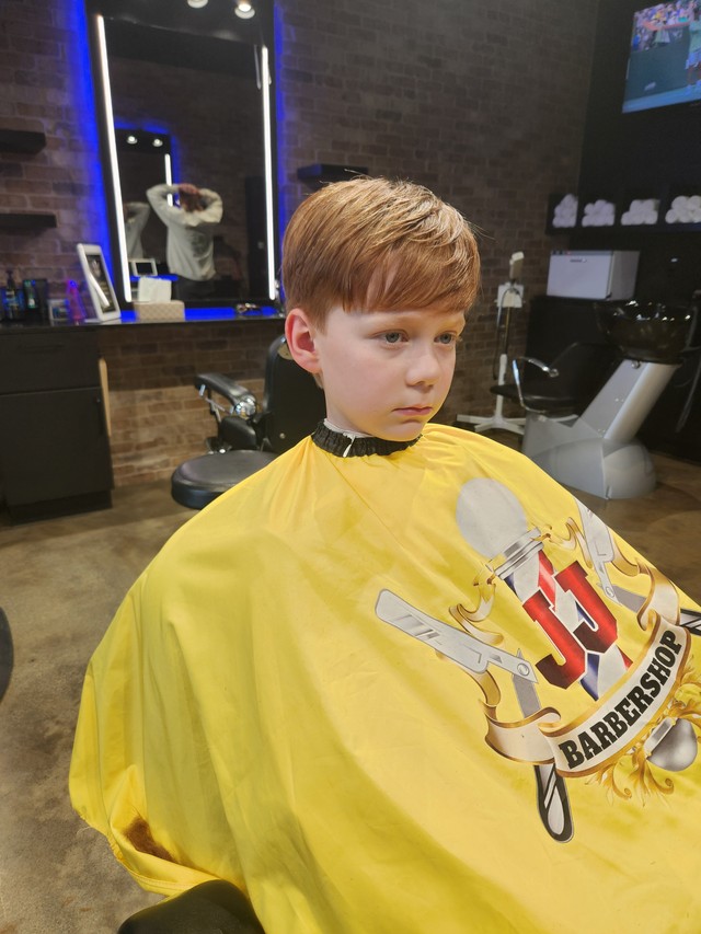 Kids (boys) hair cut by Joseph