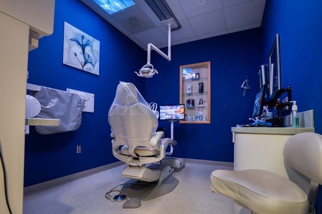 Dentist