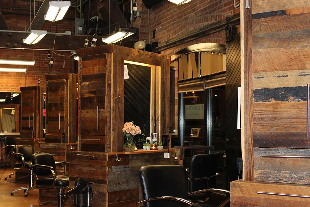 The Junction Salon & Bar