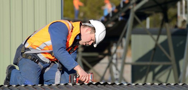 roofing contractor
