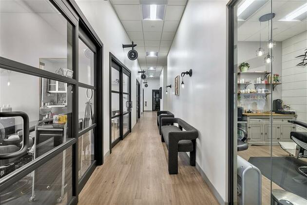 Sola Salon Studios - Riverside