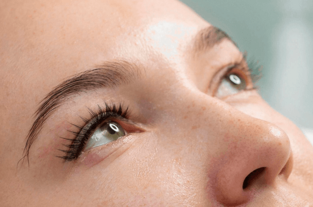 Lash Lift and Tint