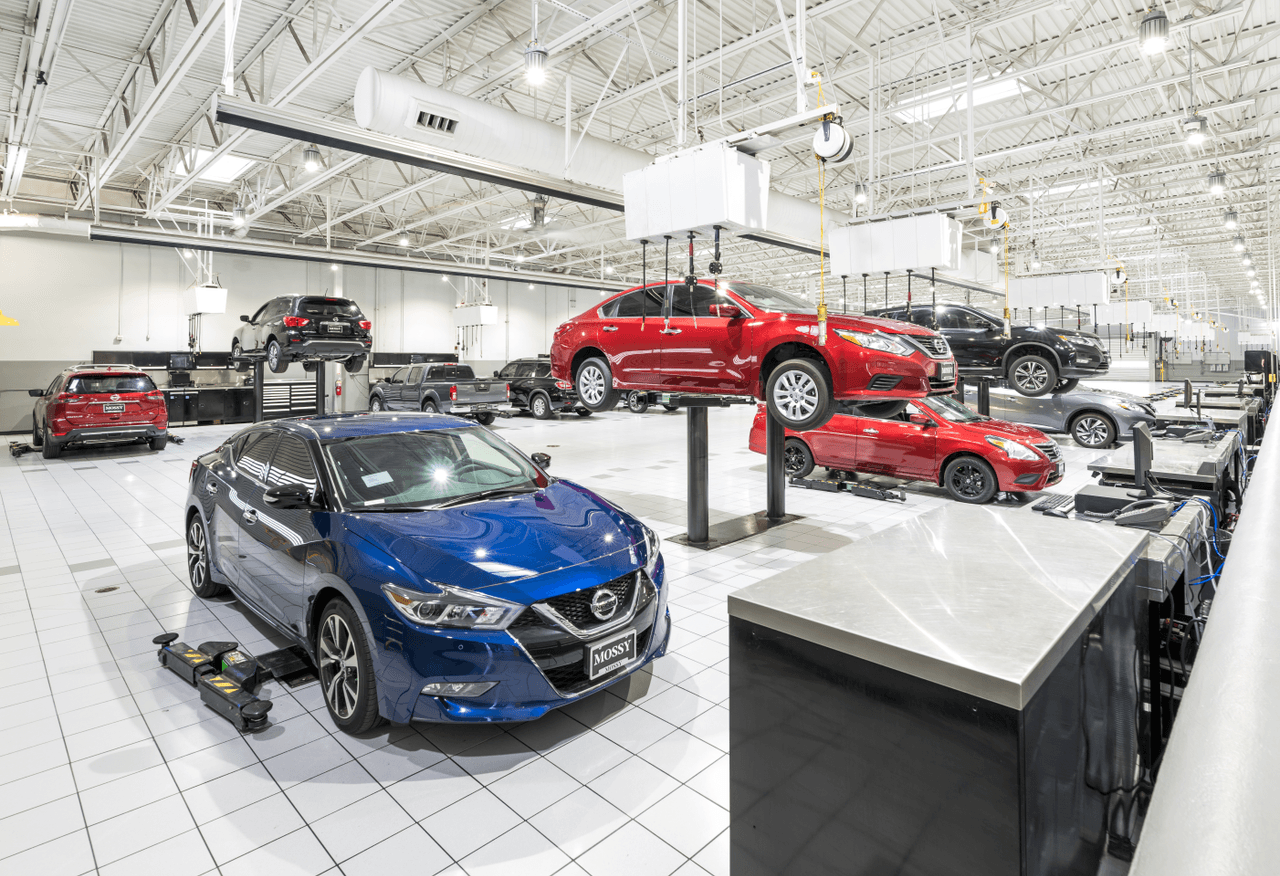 Mossy Nissan Service Center