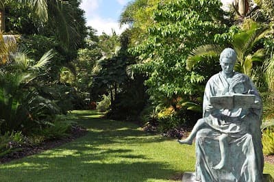 Palm Beach Gardens city landmark